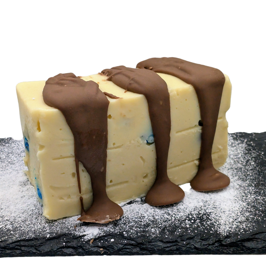 Satisfy your sweet tooth with mouth-watering M&M fudge – Pure chocolate bliss!