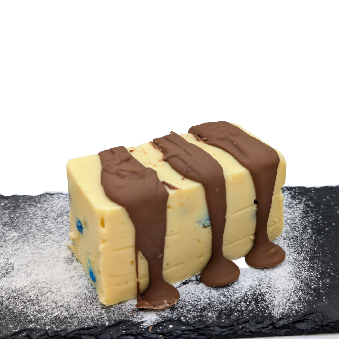 Satisfy your sweet tooth with mouth-watering M&M fudge – Pure chocolate bliss!